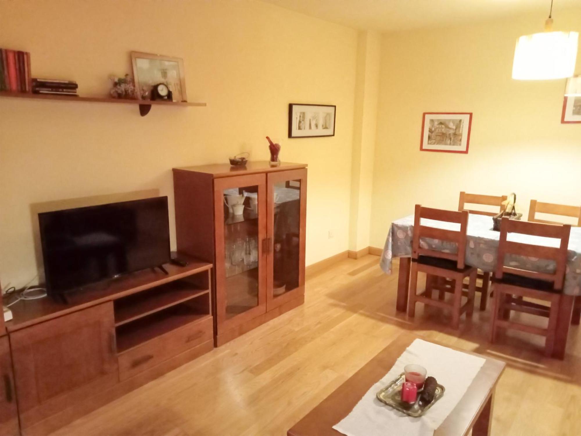Apartment 3000 *