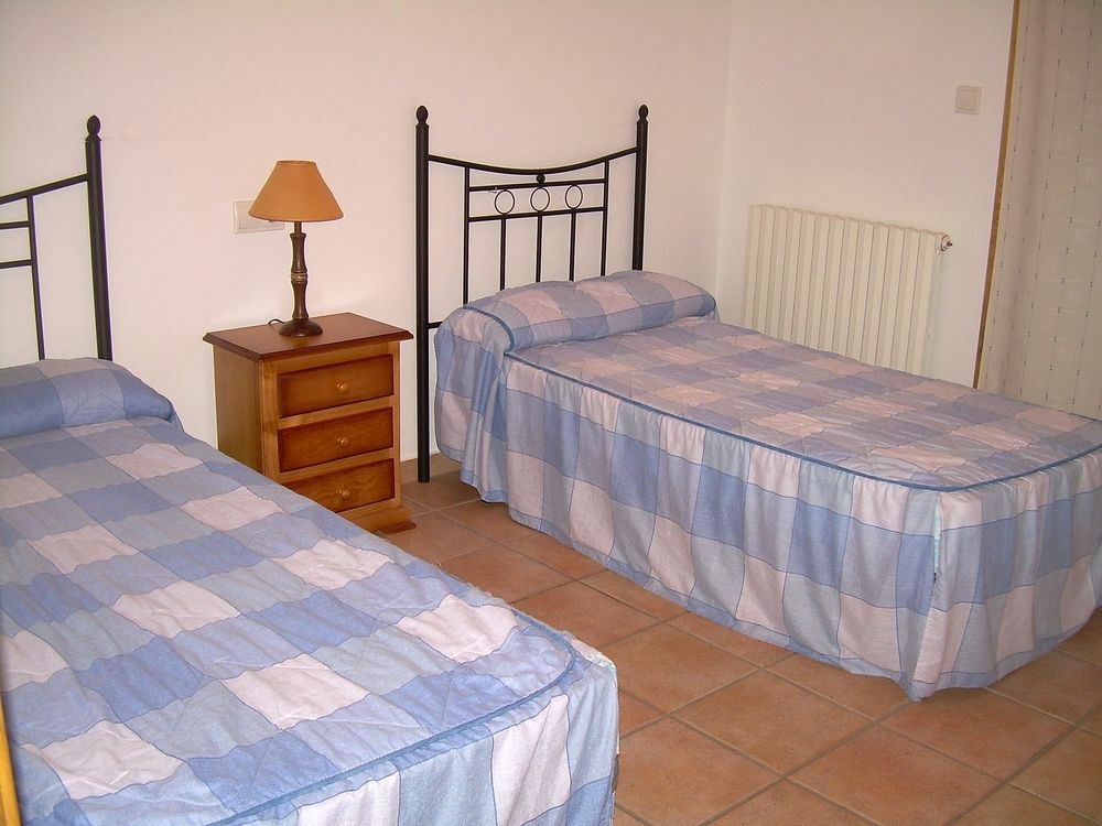 Apartment 3000 *